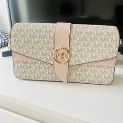 Michael Kors Greenwich Shoulder Bag