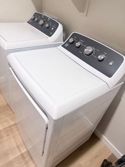 GE washer and dryer set