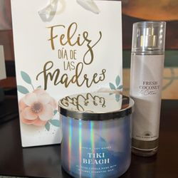MOTHERS DAY SPECIAL ❤️💐 Bath & Body Works Candle & Body Spray Set - $30!!