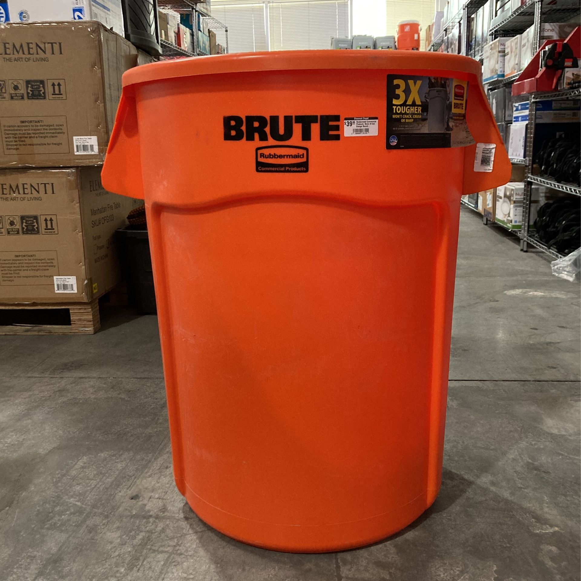 Rubbermaid Commercial Products Brute 44 Gal. Orange Round Vented Trash Can (1-Pack)