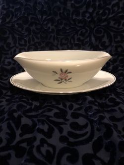 Noritake Rosales gravy boat with attached underplate