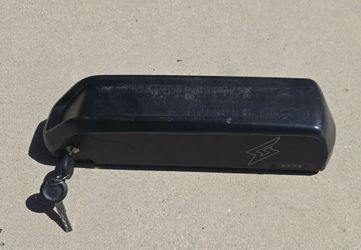 Super 73 Battery + 2 keys