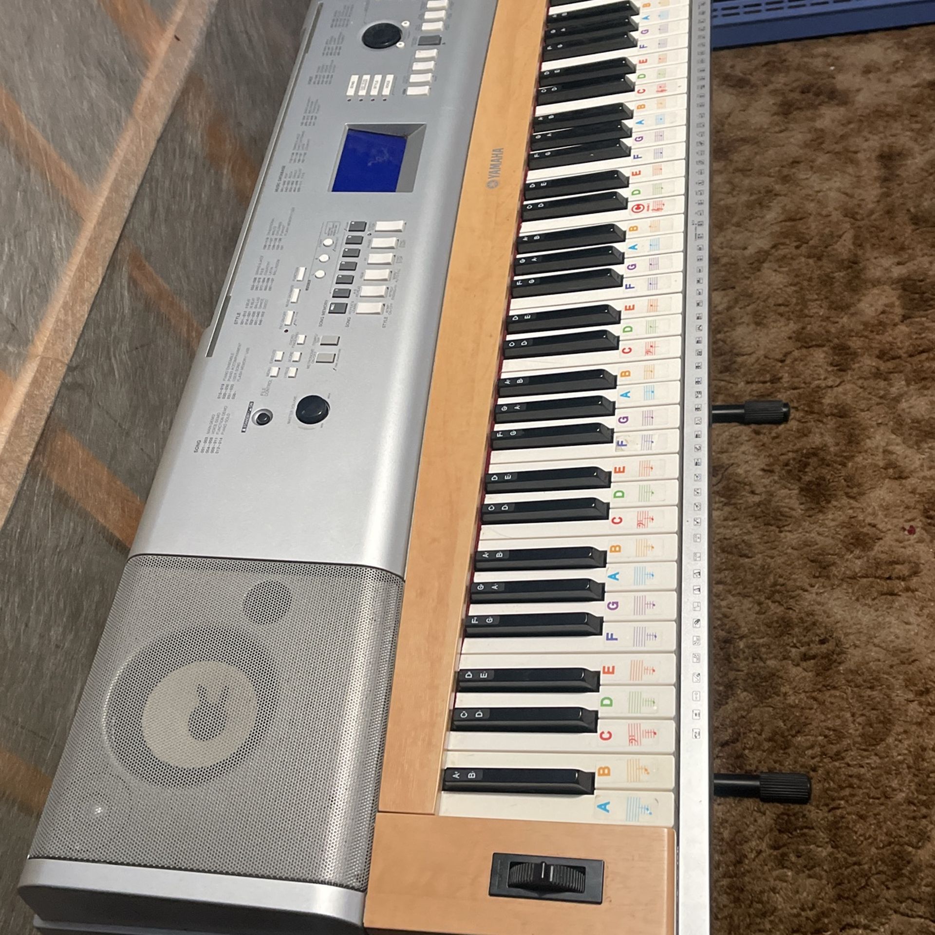 Yamaha DGX-620 Keyboard