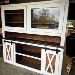 Custom Made  Hutches. Many colors And sizes available