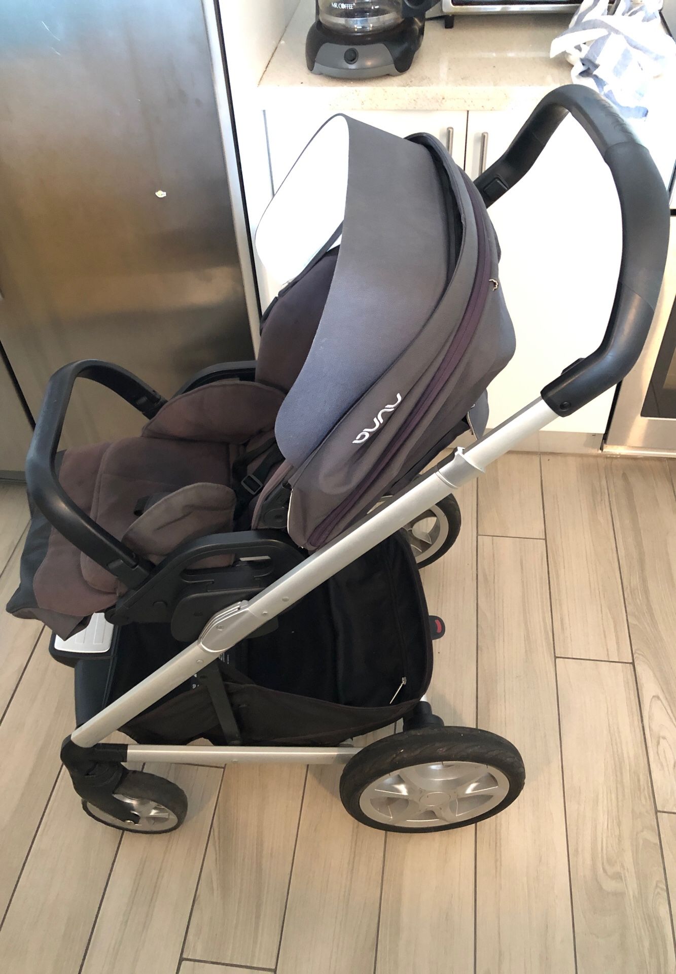 compact travel stroller canada Lightweight for Baby & Toddlers Купить Коляска универсальная STOKKE Zoom Lizard Color:Green Pumpkin Chartreuse Tail Weighing less than 15 Retired November 2023