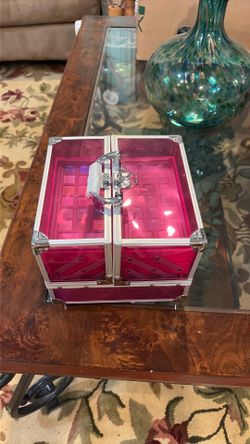 Paint cosmetic case