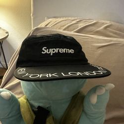Supreme Black 6-Panel Hat