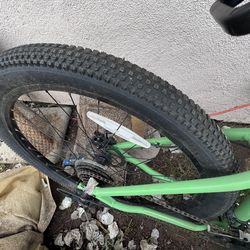 Nishiki Mountain Bike 29 Inch