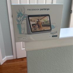Facebook Portal Go $100 Brand New Factory Sealed 