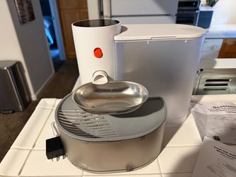 Petgravity Wi-Fi Pet Water Dispenser – Battery or Plug-In