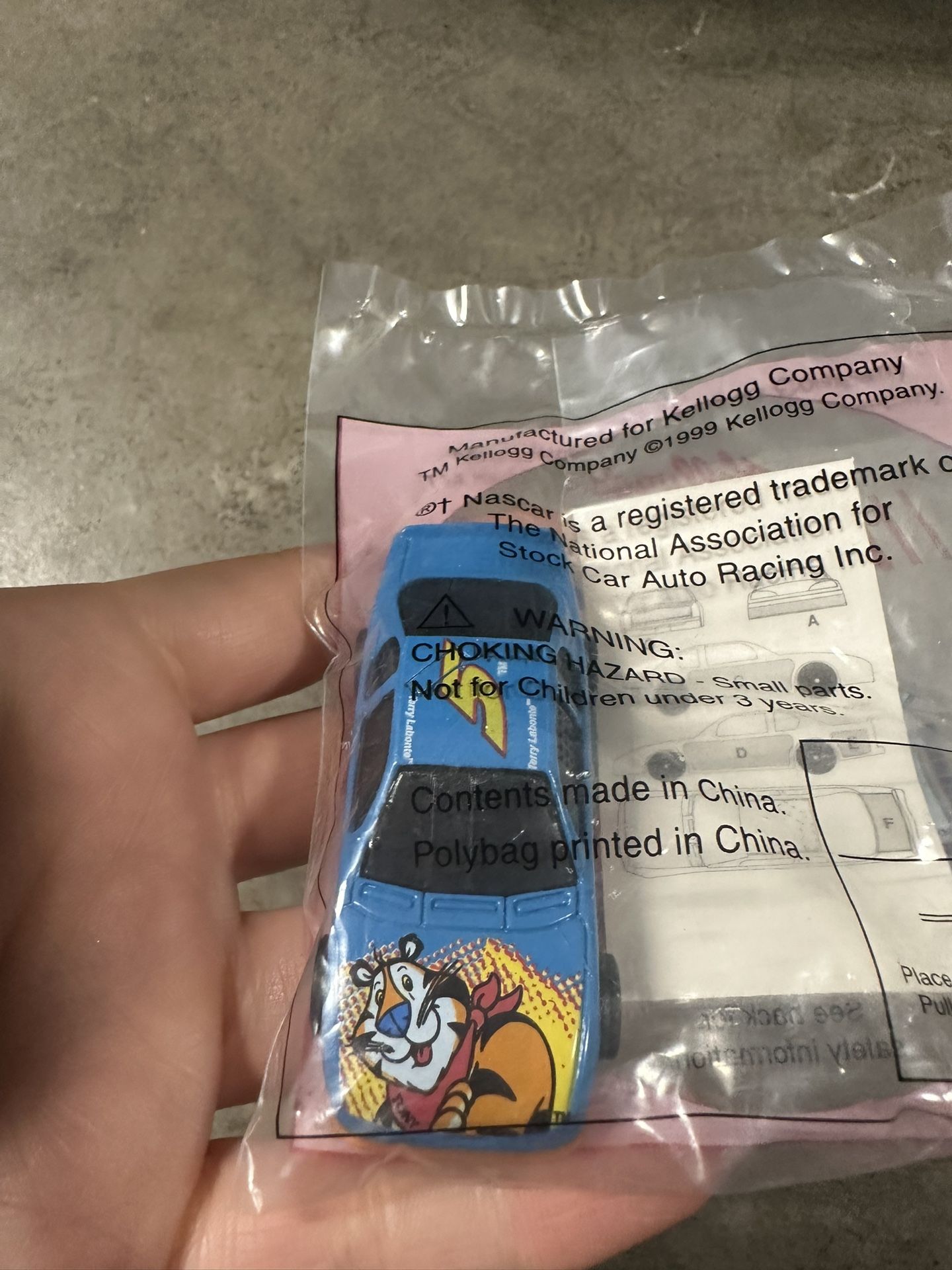 1999 Kellogg’s Tony The Tiger Frosted Flakes Collectible Toy Car