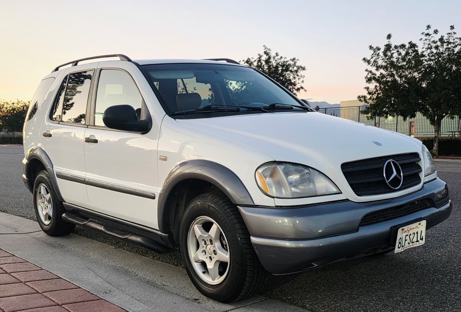Mercedes Benz ML(contact info removed)