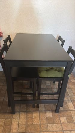 Black talk table