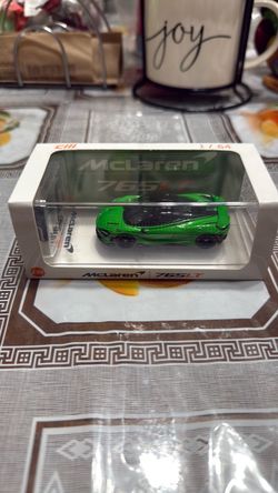 McLaren 765LT 1/64 Scale Diecast Model Car