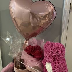 Gift basket- Celebrating love, Birthdays,Anniversary’s,Mothers Day, Daughters  Day,Date Night surprises, Any occasion Gift Basket 💕💕💕