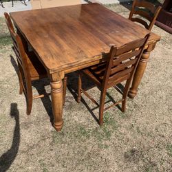 Dinning Table
