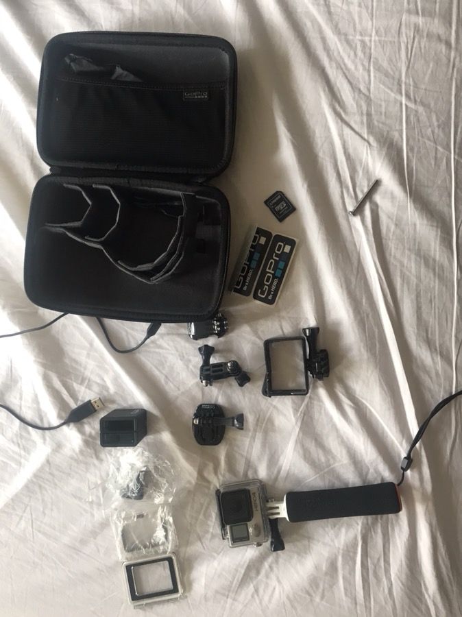 GoPro Hero 4 + all the extras
