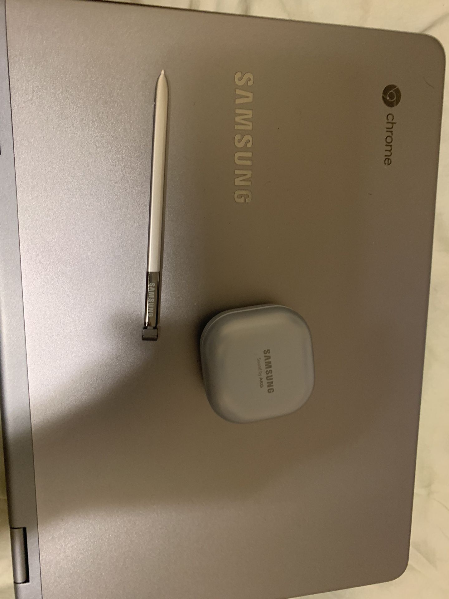Samsung Chromebook And Galaxy Buds Pro