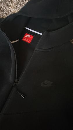 Nike tech