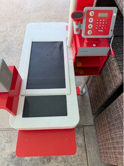 Target kids play cashier