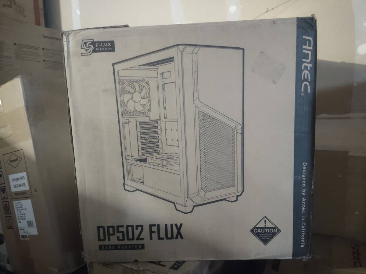 Antec Dark Phantom DP502 FLUX, Mid Tower ATX Gaming Case, Tempered Glass Side.