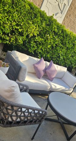Sunbrella Patio set good quality/conversation Set/outdoor Furniture/Cash Only