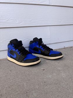 Air Jordan 1 High Royal Blue Black Sneakers