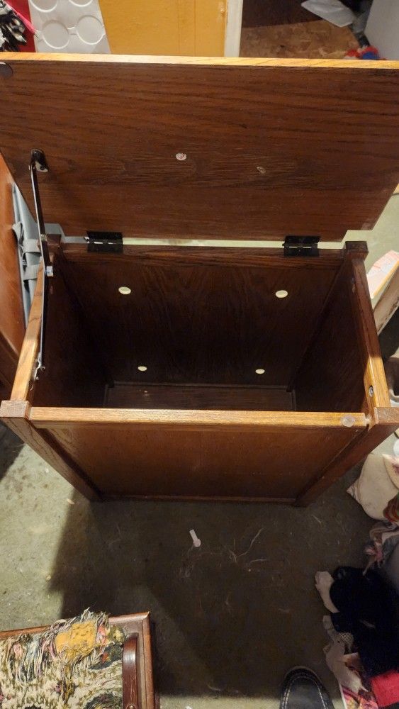 Wooden Laundry Hamper