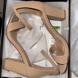 Windsor Tan Heels