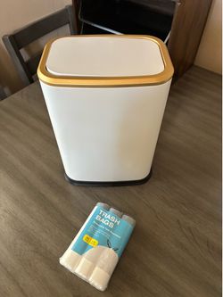 KHMMGK Trash Can / CTN Size: 24.5x17. 6x32cm …