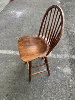 2 Swivel Bar Stools