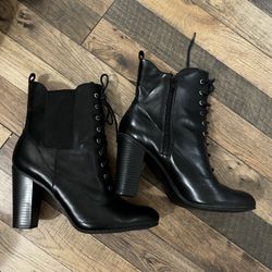 Brand New With Box Black Leather Women Boots Heels Shoes Size 8.5 Liz Claiborne 