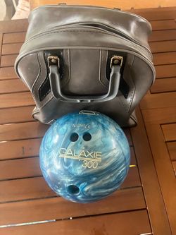 Galaxie 300 Bowling Ball with Bag – Vintage