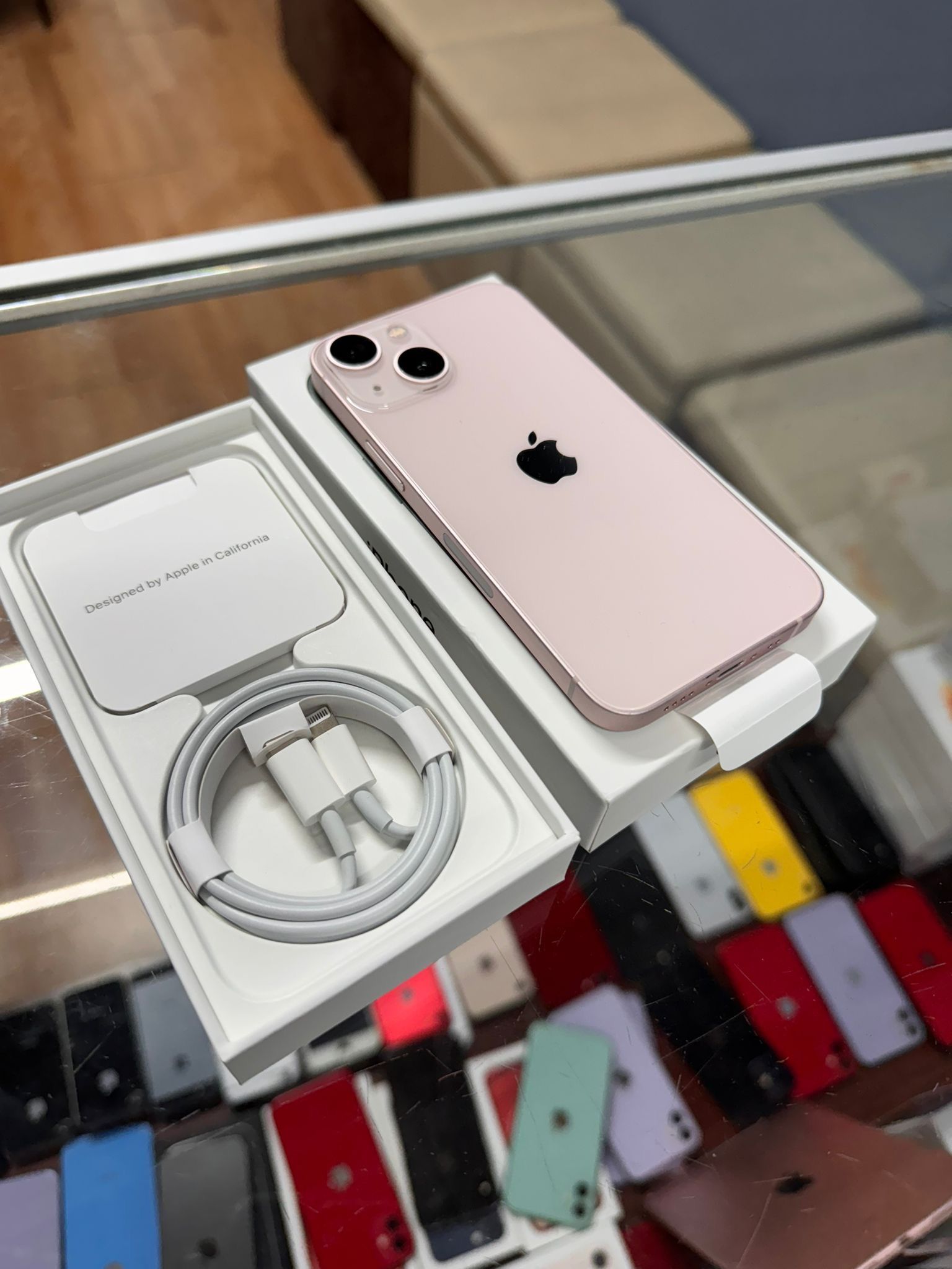 iPhone 13 Pink 