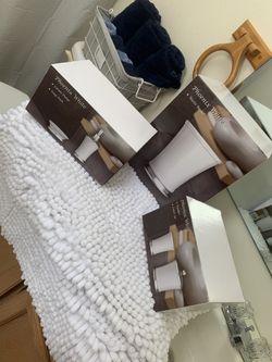 Bathroom Essentials Set White New/ Sealed 