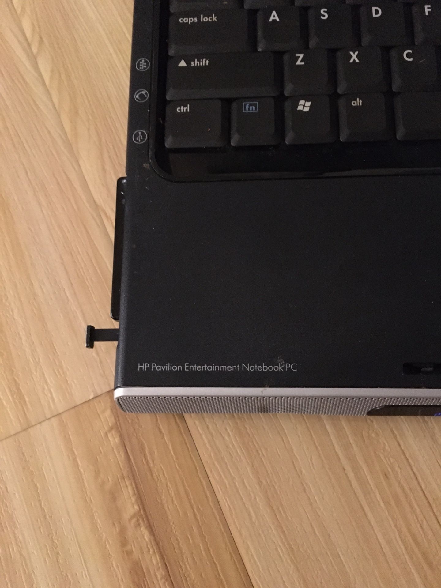 Hp pavilion dv1000 laptops desktop windows xp for Sale in Laguna Beach