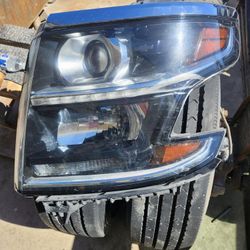 2016 Chevy Suburban Headlight L. 