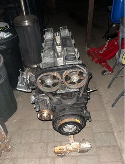 Toyota 2-JZ Engine