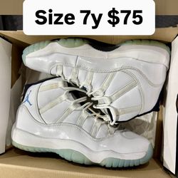 Jordan retro 11s size 7y