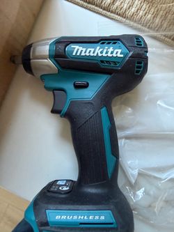 Makita XWT12Z 18V LXT Brushless 3/8” Impact Wrench