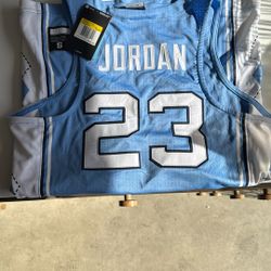 Jordan UNC Jersey (Small)