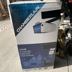 1/2 HP Heavy-Duty Chain Drive Garage Door Opener
