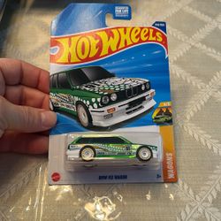 SUPER TREASURE HUNT HOT WHEELS BMW M3 WAGON 245/250