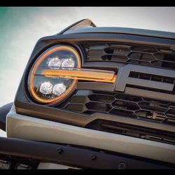 21-23 Ford Bronco /22-23 Ford Bronco Raptor NOVA-Series LED Projector Headlights Alpha-black  