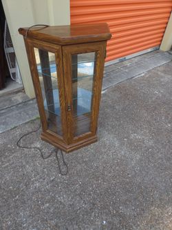 Curio display cabinet