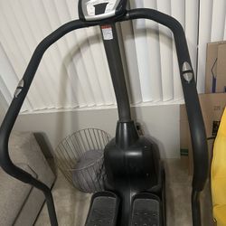 Stamina Avari Programmable Stepper