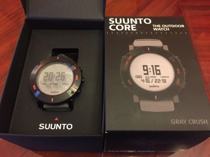 Suunto core Gray crush SS020691000 Brand New