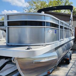 2020 Bennington S21 Pontoon Boat 