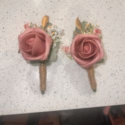 2 Boutonnieres - mauve / Blush Pink 