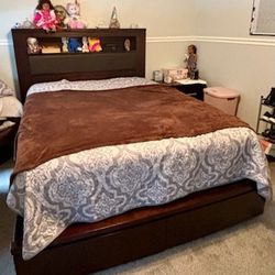 Queen Size Bed And Mattress